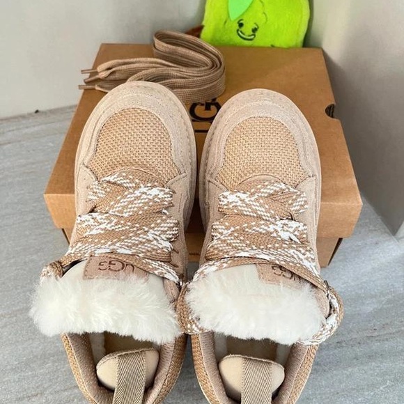 UGG LOWMEL Sand Sneakers - Suede & Canvas Combo, Casual Comfort - Picture 3 of 5